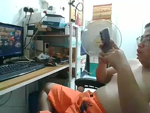 shyboymasturbation online show from 17, 12, 2024