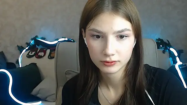 AnaHoney online show from 2, 12, 2024