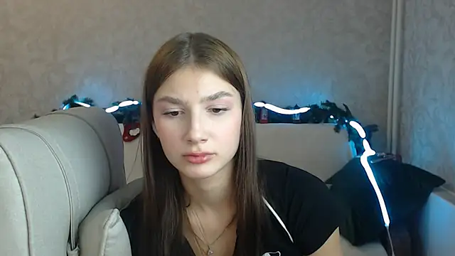 AnaHoney online show from 2, 12, 2024