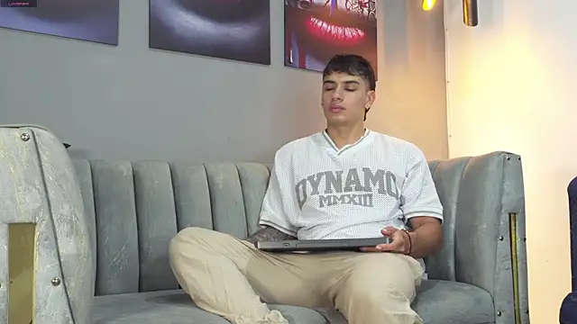 Snapshot of joseph_boy chatting on 24, 5, 2026 joseph boy online show from 24, 5, 2026