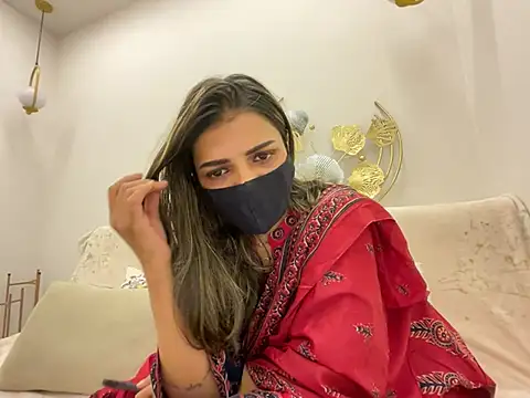 MaYaa  11 online show from 3, 3, 2026