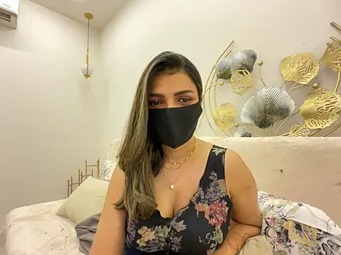 MaYaa  11 online show from 10, 4, 2026