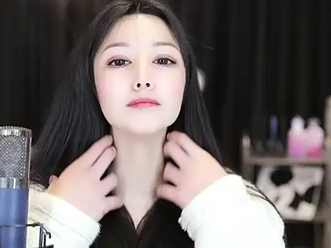 Nuyoah-77 online show from 13, 1, 2025