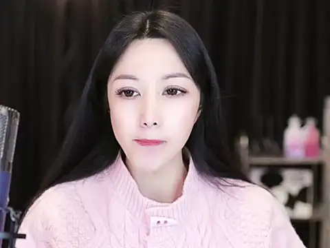 Nuyoah-77 online show from 17, 1, 2025