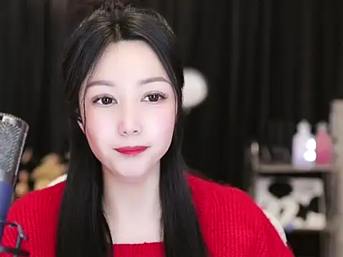 Nuyoah-77 online show from 14, 2, 2025