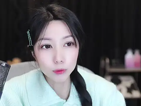 Nuyoah-77 online show from 14, 1, 2026