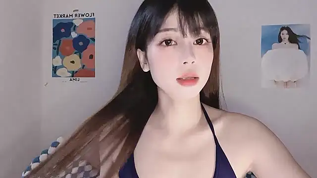 Snapshot of -Hottie chatting on 11, 1, 2026 -Hottie online show from 11, 1, 2026