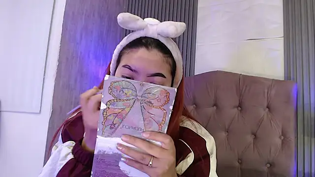 Mia Rinn online show from 7, 11, 2025