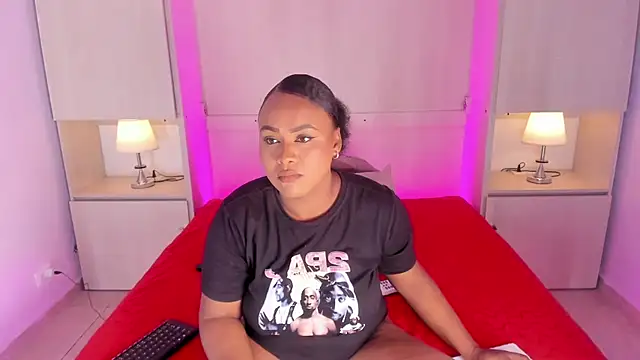 Snapshot of EmilyyStuart chatting on 28, 5, 2026 EmilyyStuart online show from 28, 5, 2026