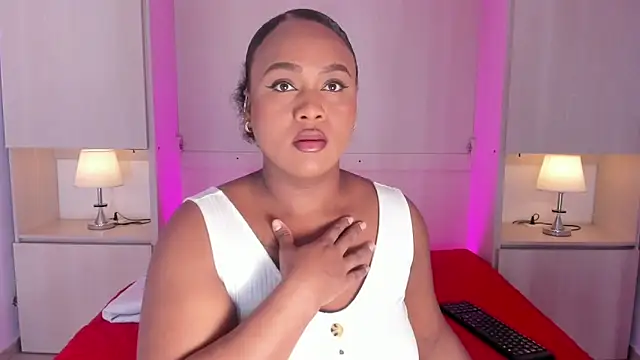 Snapshot of EmilyyStuart chatting on 31, 5, 2026 EmilyyStuart online show from 31, 5, 2026