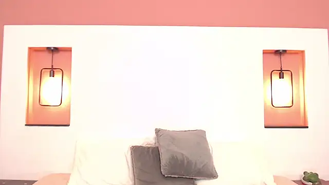 Miley Collins online show from 12, 12, 2024