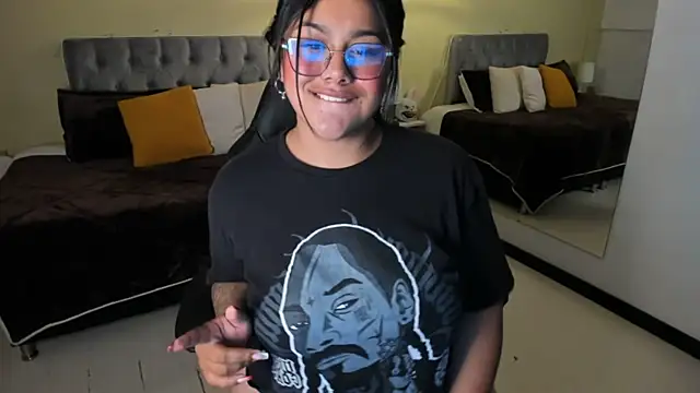 Snapshot of _Dulcinea_1 chatting on 8, 1, 2026 Dulcinea 1 online show from 8, 1, 2026