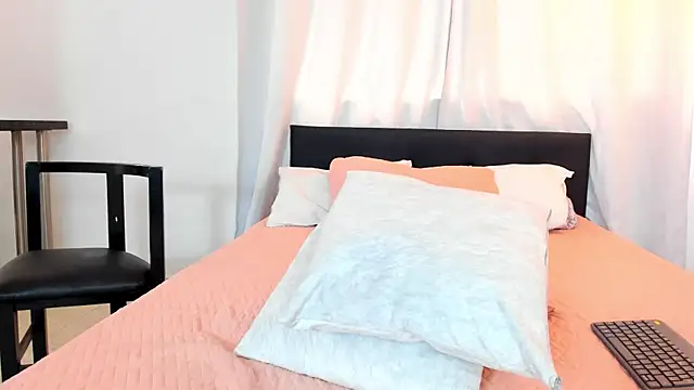 DailaSmith online show from 25, 2, 2025