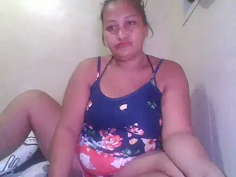 Snapshot of Sweetchuby1995 chatting on 25, 6, 2026 Sweetchuby1995 online show from 25, 6, 2026