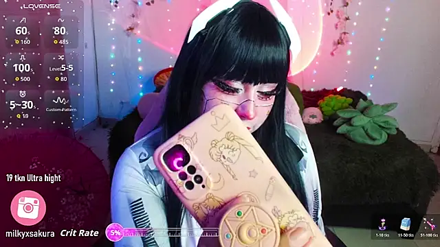 MilkyXSakura online show from 16, 11, 2025