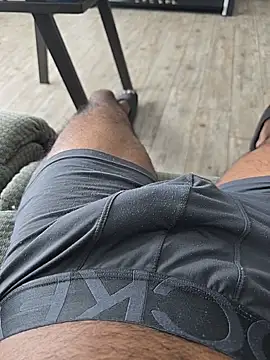 Keshuloveyou online show from 31, 1, 2025