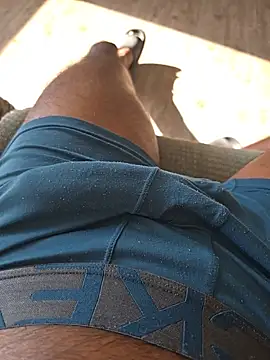 Keshuloveyou online show from 3, 3, 2025