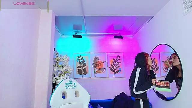 Dafne huges online show from 14, 11, 2025