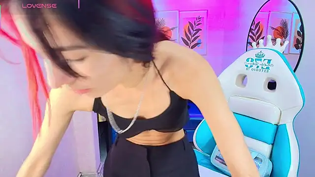 Dafne huges online show from 18, 11, 2025