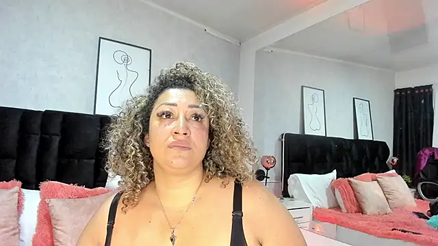 Katti Barrera online show from 13, 2, 2025