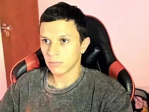 Snapshot of goodboy69l chatting on 28, 2, 2026 goodboy69l online show from 28, 2, 2026