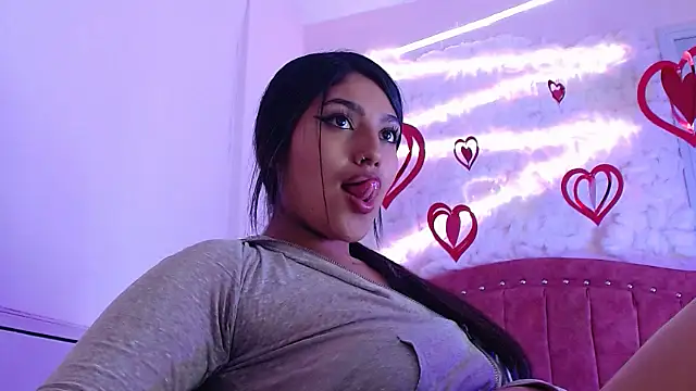 SarahStones online show from 19, 2, 2025