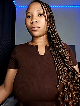 DrippinCaramelCutie online show from 18, 2, 2026