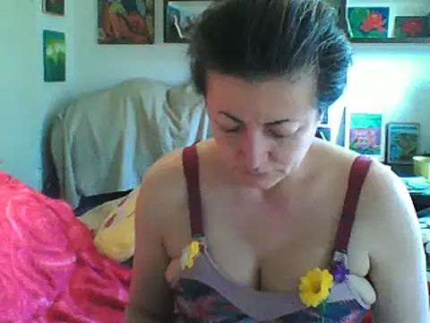 MariaAnaSunshine online show from 5, 3, 2025