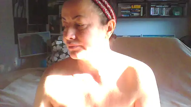 MariaAnaSunshine online show from 11, 9, 2025