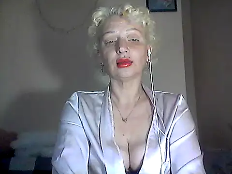 Snapshot of MaryJane441 chatting on 18, 4, 2026 MaryJane441 online show from 18, 4, 2026