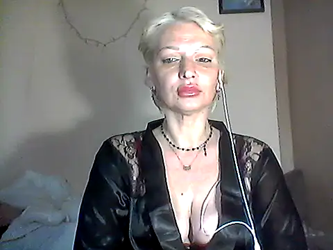 Snapshot of MaryJane441 chatting on 27, 4, 2026 MaryJane441 online show from 27, 4, 2026