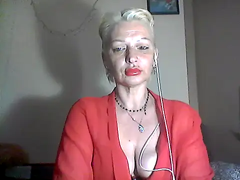 Snapshot of MaryJane441 chatting on 8, 5, 2026 MaryJane441 online show from 8, 5, 2026