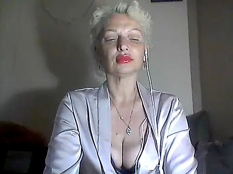 Snapshot of MaryJane441 chatting on 23, 5, 2026 MaryJane441 online show from 23, 5, 2026