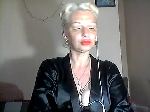 Snapshot of MaryJane441 chatting on 27, 5, 2026 MaryJane441 online show from 27, 5, 2026