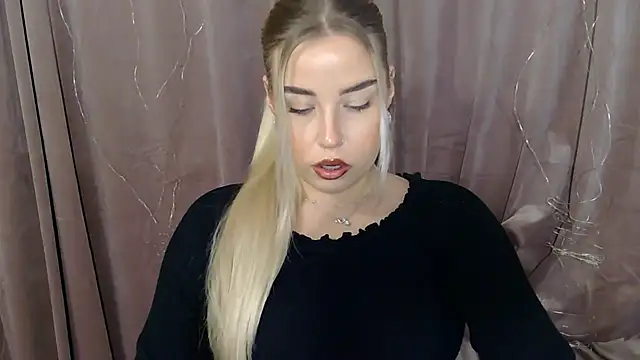 KristyHoney online show from 17, 12, 2024