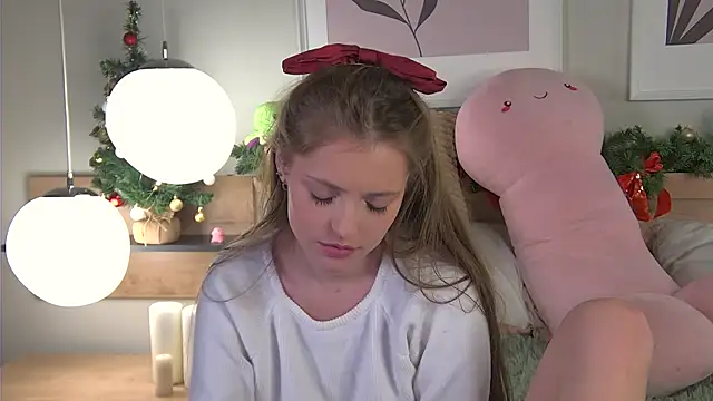 AshleyDouglas online show from 21, 12, 2024