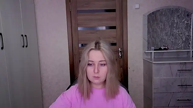 Kristy-Max online show from 10, 2, 2026