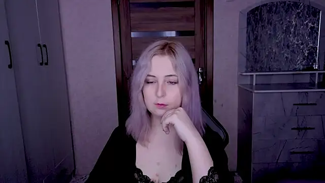 Kristy-Max online show from 9, 3, 2026