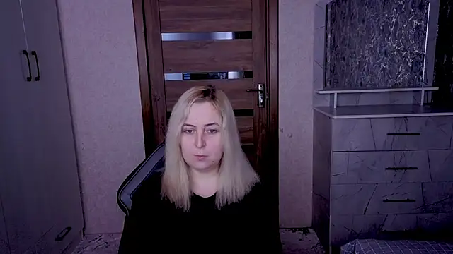 Kristy-Max online show from 13, 4, 2026