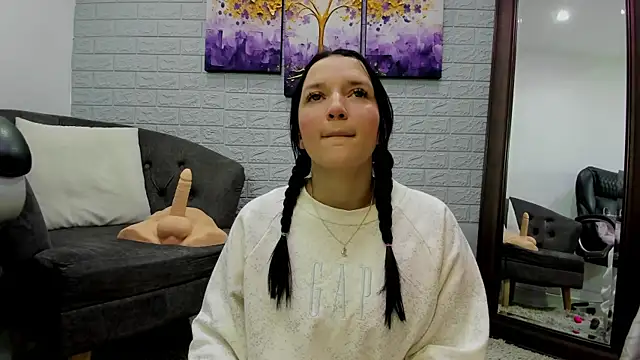 Snapshot of _EmilyJireh_ chatting on 12, 1, 2026 EmilyJireh online show from 12, 1, 2026