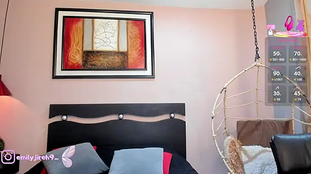 Snapshot of _EmilyJireh_ chatting on 1, 2, 2026 EmilyJireh online show from 1, 2, 2026