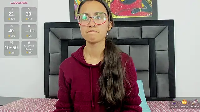 tatiana valencia online show from 3, 1, 2025