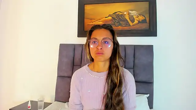 Snapshot of tatiana_valencia chatting on 6, 5, 2026 tatiana valencia online show from 6, 5, 2026