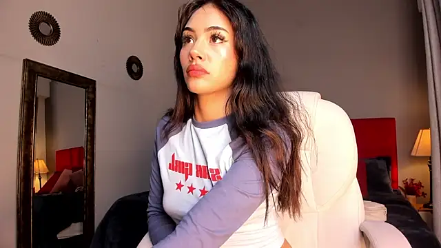 Snapshot of Giovanna_oliveira chatting on 21, 6, 2026 Giovanna oliveira online show from 21, 6, 2026