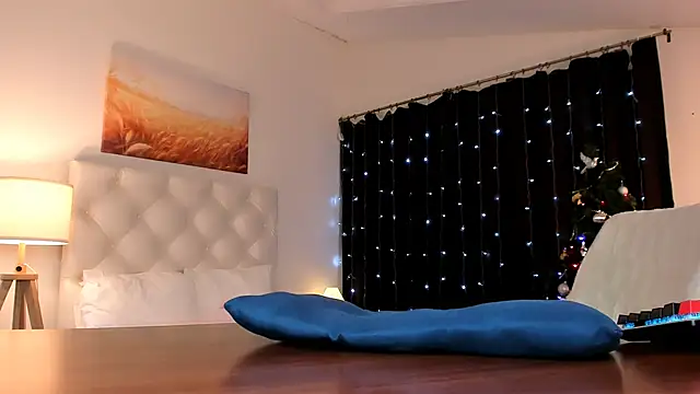 Snapshot of footfetish_baby chatting on 13, 1, 2026 footfetish baby online show from 13, 1, 2026