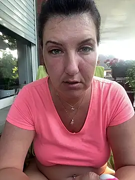 Snapshot of NatiLove35 chatting on 27, 6, 2026 NatiLove35 online show from 27, 6, 2026