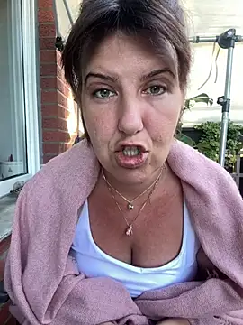 Snapshot of NatiLove35 chatting on 3, 7, 2026 NatiLove35 online show from 3, 7, 2026