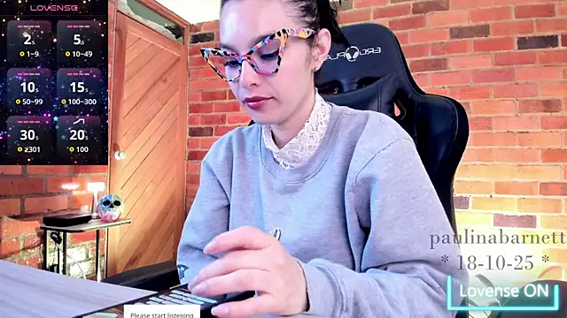 paulinabarnett- online show from 18, 10, 2025