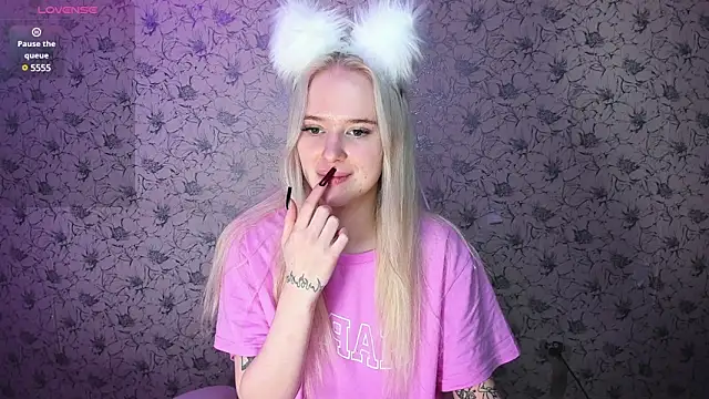 Healing  girl online show from 4, 1, 2025