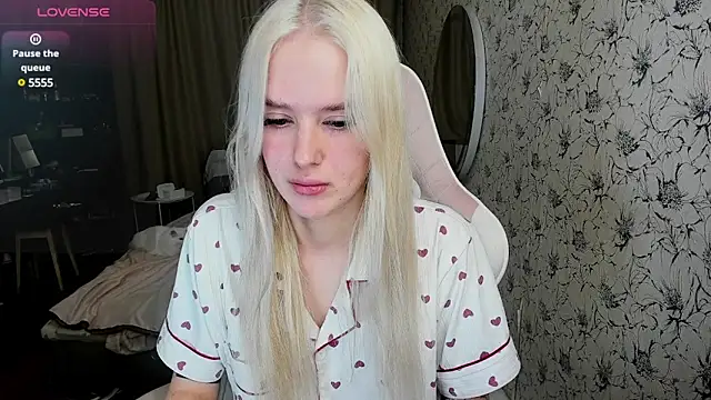 Healing  girl online show from 26, 1, 2025